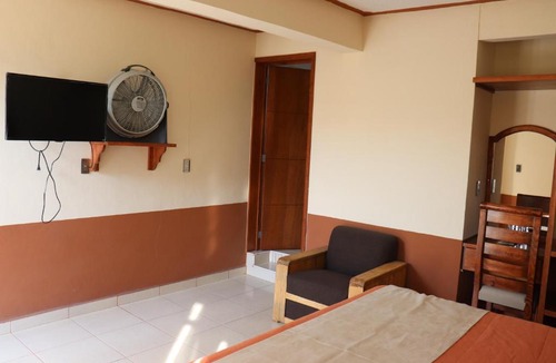 Atotonilco de Tula Hotel | HOTEL AGUILA