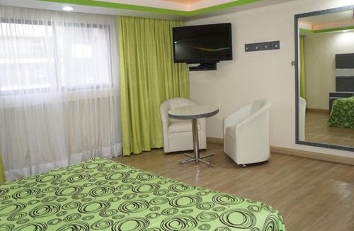 Benito Juarez Hotel | Hotel Corona Real