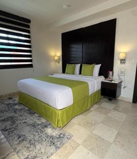 Ajijic Hotel | Hotel del Pescador