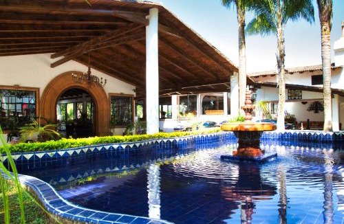 Valle de Bravo Hotel | Hotel El Rebozo