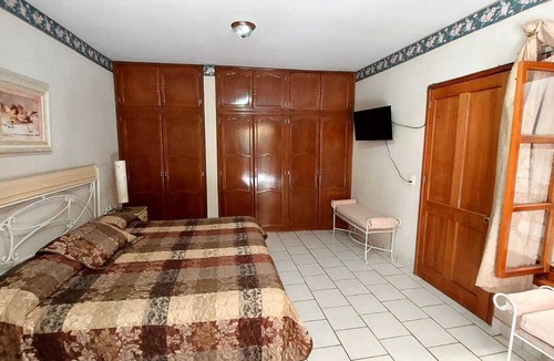 Calera Hotel | HOTEL MORADA DE LOS ANGELES