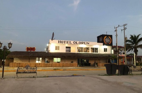 Aldama Hotel | Hotel olorun