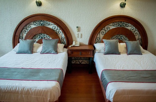 Lazaro Cardenas Hotel | Hotel Quinta Antigua