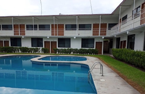 Bonifacio Garcia Hotel | Hotel Violet