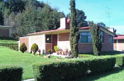Xalatlaco House | House Daimler Xalatlaco Tianguistenco 3 recamaras 2 baños Lavadora Secadora