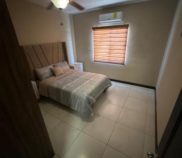 Delicias House | House in a private residential development