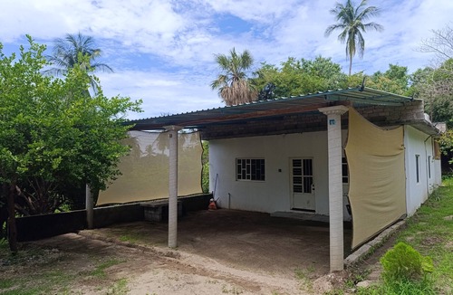 San Pedro Huamelula House | HOUSE WITH ALL SERVICES (2 ROOMS), LOCATED IN BARRA DE LA CRUZ "BARRADISE"