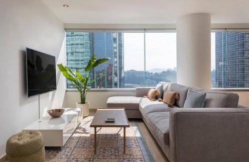 Lomas de Santa Fe Apartment | Iluminado Depto Frente al Parque la Mexicana