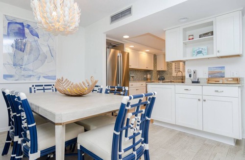 Wrightsville Beach Condo | Immaculate ocean front condo in Station One!