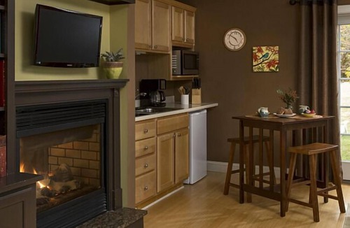 Rock Hall Bed & Breakfast | Inn at Huntingfield Creek