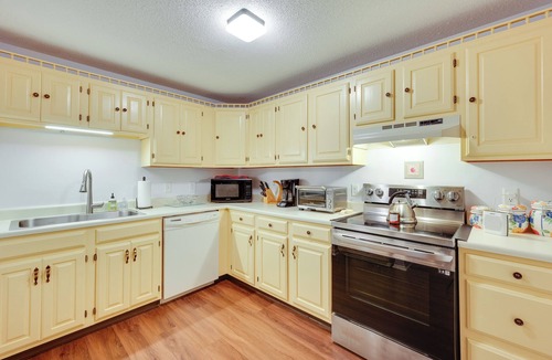 Bartlett Apartment | Inviting Bartlett Condo: 1 Mi to Attitash Mountain