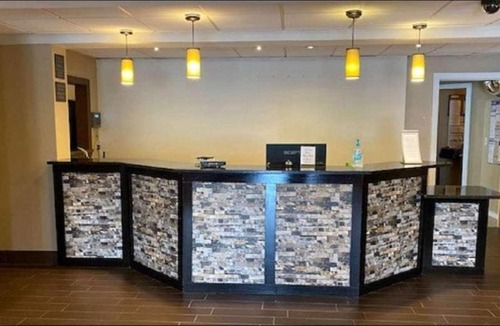 Lickdale Hotel | Jonestown Inn