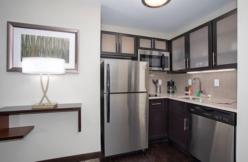 Littleton Condo | King Suite at Staybridge | FREE Daily Breakfast Included