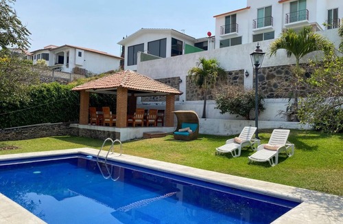 Lomas de Cocoyoc House | La Casa del Kiosko