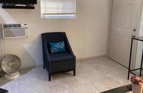 Monclova Apartment | La joya en la zona dorada