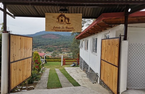 El Santuario Cabin | La Rayuela Valle de Bravo cabin