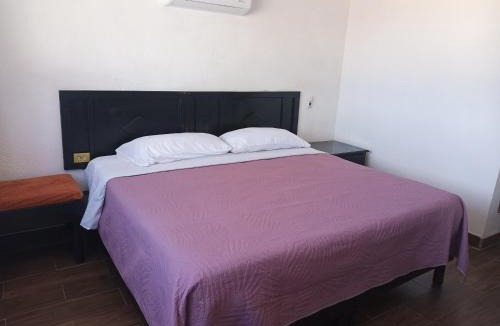Parras de la Fuente House | La Terraza-Habitación 8