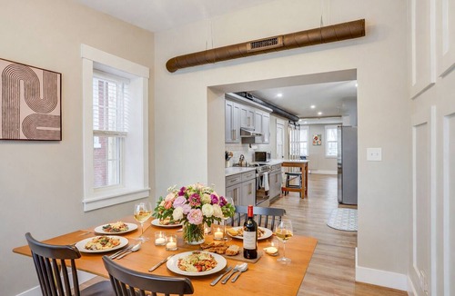 Columbia House | Lancaster County Townhome Near Amish Country