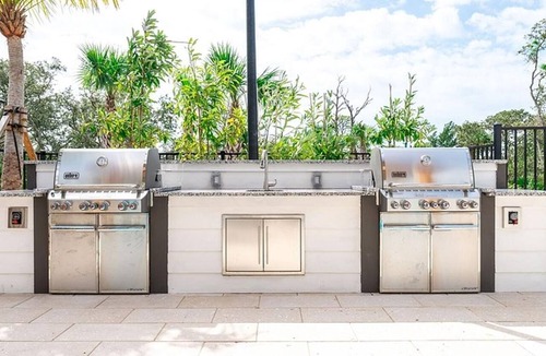 St. Augustine Apartment | Landing | Chic 1BD, Gym