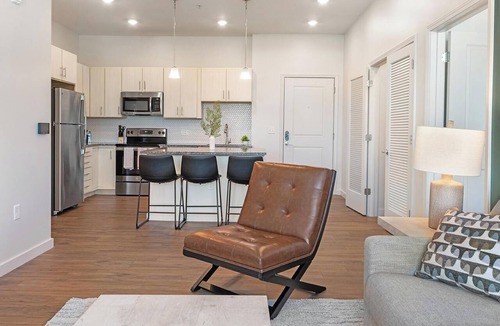 Tarpon Springs Apartment | Landing | Stylish 2BD, Clubhouse