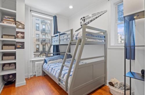 Hoboken Apartment | Large Home - Great Location - 15 Minutes to NYC - Sleeps 6 comfortably