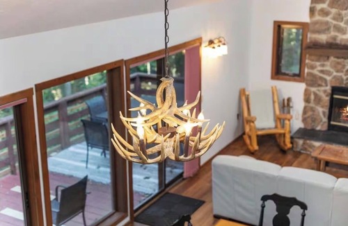 Basye House | Large house only minutes from lake with great hikes & a hot tub!
