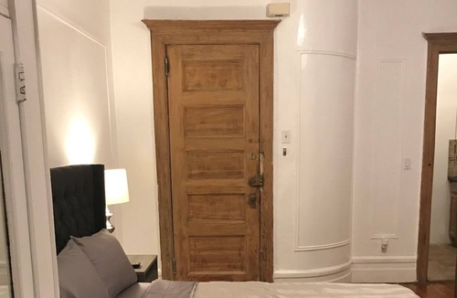 Upper Manhattan Apartment | Large Private Studio Apartment Located 15-20mins from downtown