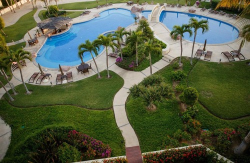 Zona Hotelera House | Las Maanitas AE3402 2 BR by Casago