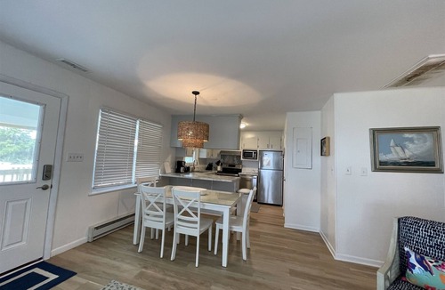 Hatteras Cottage | Lilly's Pad is a Classic Beach Box in Hatteras located one back from the beach!