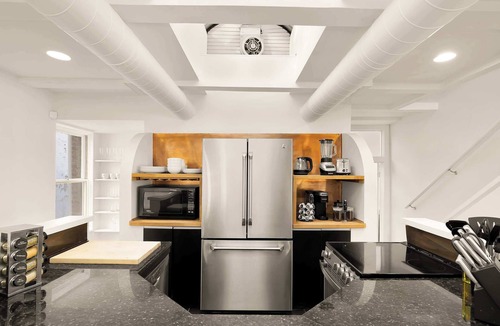 Logan Circle Apartment | Louise Hand Laundry | Logan Circle | Rare & Iconic