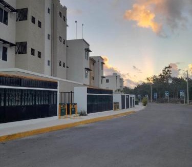 Cancun Apartment | Lovely Apartment HOEStel Pedreira!