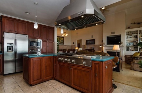 Wrightsville Beach House | Lovely Ocean Front Upper Level Duplex w Elevator!