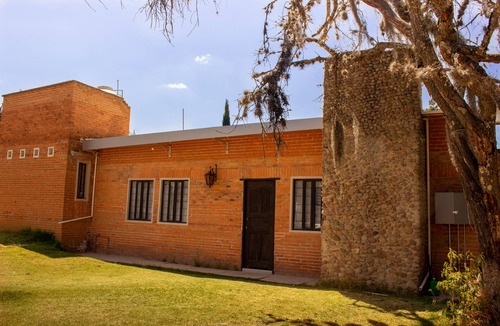 Tlahuapan House | Luciérnagas en Puebla, especie en extinción, casa de campo con gran jardín