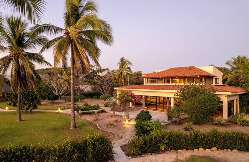 Barra de Potosi House | Lush Beachfront Oasis Near Ixtapa/Zihuatanejo