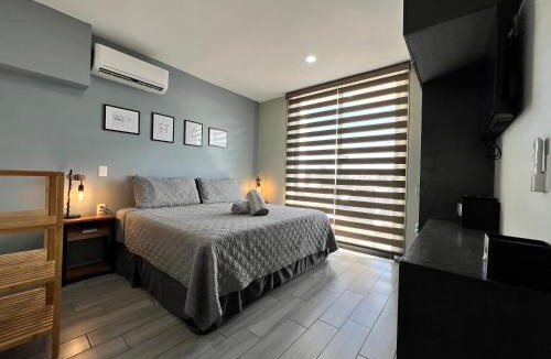 Downtown Mazatlan Apartment | Luxe Modern-5 Star Area-Walk 2 Beach-Pool-BBQ-View-King Bed