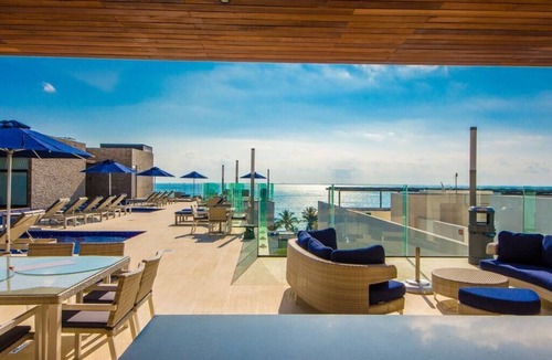 Gonzalo Guerrero Condo | *LUXURIOUS* One Bedroom Condo behind Mamitas Beach
