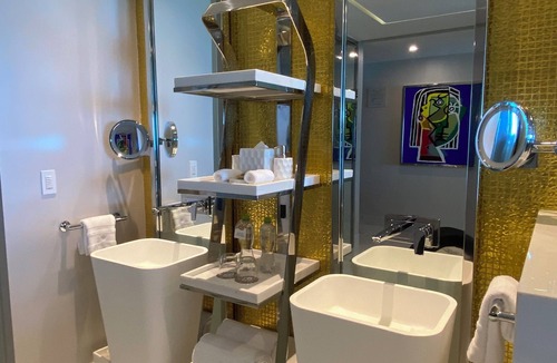 Punta Sam Resort | Luxurious Suite on Beachfront, private spa, rooftop pool, NewYears week Special