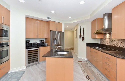 Daytona Beach Condo | Luxury 10th Floor Direct Oceanfront Condominium