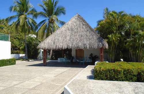 Ixtapa Condo | Luxury 2-bedroom condo in Yacht club in Ixtapa Zihuatanejo