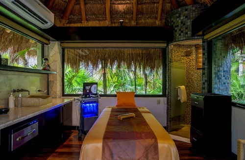Playa Mujeres Condo | Luxury 2BR Villa at Villa del Palmar Cancun – Resort Comfort & Top Amenities!