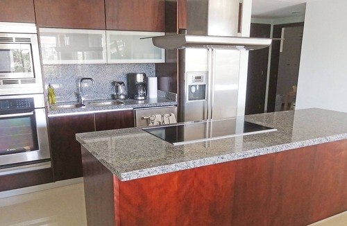 Puerto Juarez Condo | Luxury Beach Front, 2 bdr. with private jacuzzi