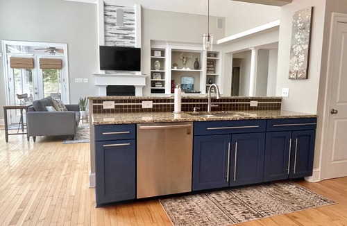 Henrico House | Luxury Family Home w/Dock Bar & Private Sandy Beach on Lake Gaston