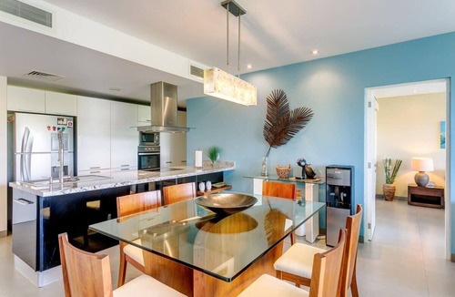 Villa Juarez Condo | Luxury Golf Condo, Pool & Terrace Corasol