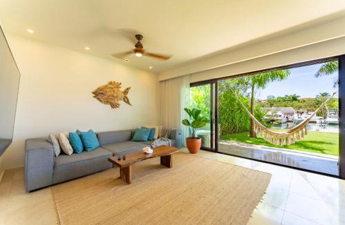 Puerto Aventuras Apartment | Luxury Ground Floor MarinaView-Pool-Gym-Paddleboard