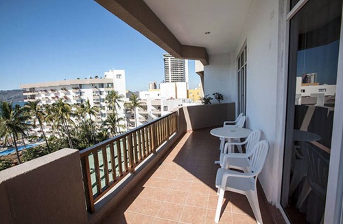 Zona Dorada Apartment | Luxury Oceanfront 2BR-3BA at the Inn at Mazatlan for Carnival 2026 Feb 9-23