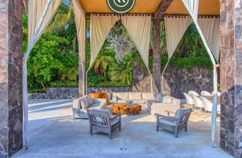Chamela House | Luxury Oceanfront Villa - Private Beach - Pool