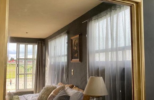 Apizaco House | Luxury Suite