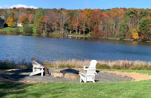 Jewett House | Luxury waterfront ski cabin, 4-bedroom house and office