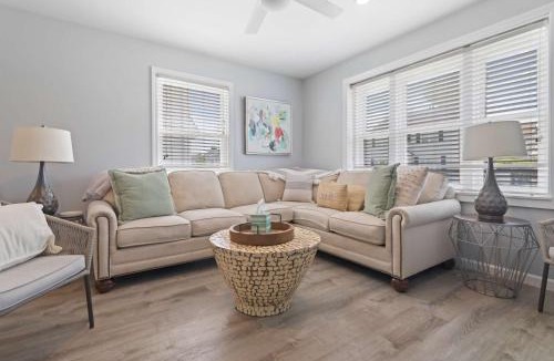 Margate City House | Margate Bungalow by the Beach Entire Home