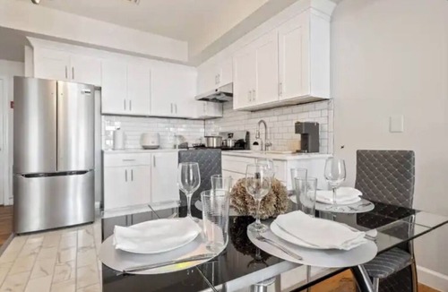 Weehawken Apartment | Marvelous 2-bedroom apartment with AC in Weehawken Township